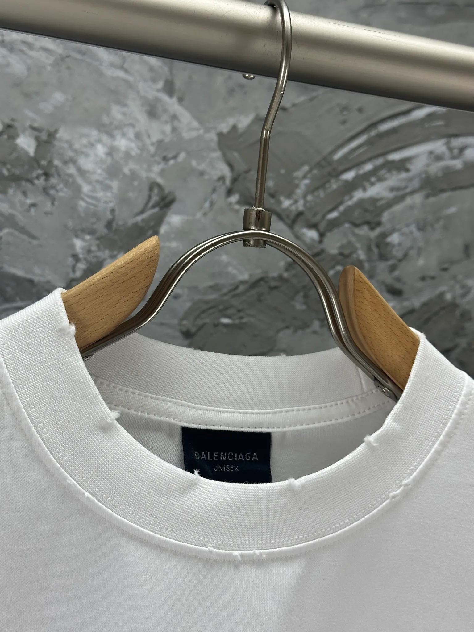 BALENCI*GA Series . 280g * 1 1 . . + . .os Same Style -Color：Cream White Green Blue -SIZE：XS S M L 8602#